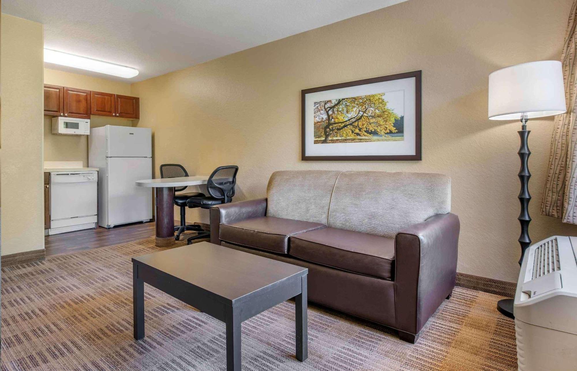 Extended Stay America Suites - Raleigh - Rtp - 4919 Miami Blvd Durham Exterior foto